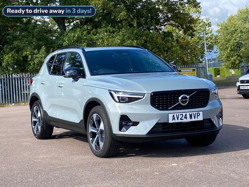 Main listing image - Volvo XC40