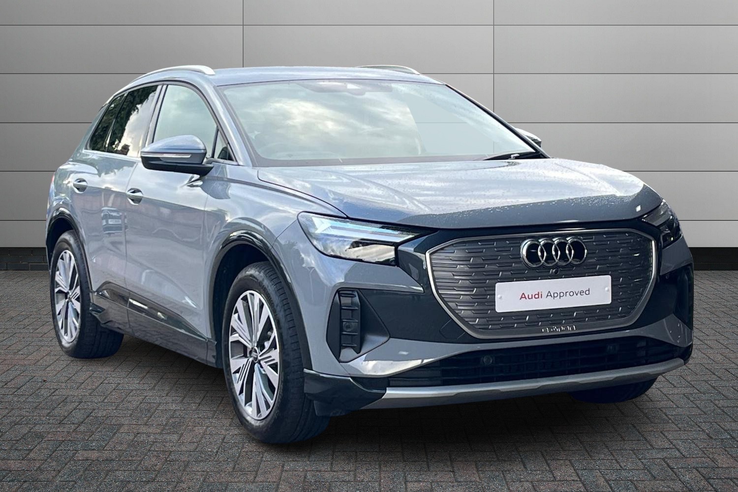 Main listing image - Audi Q4