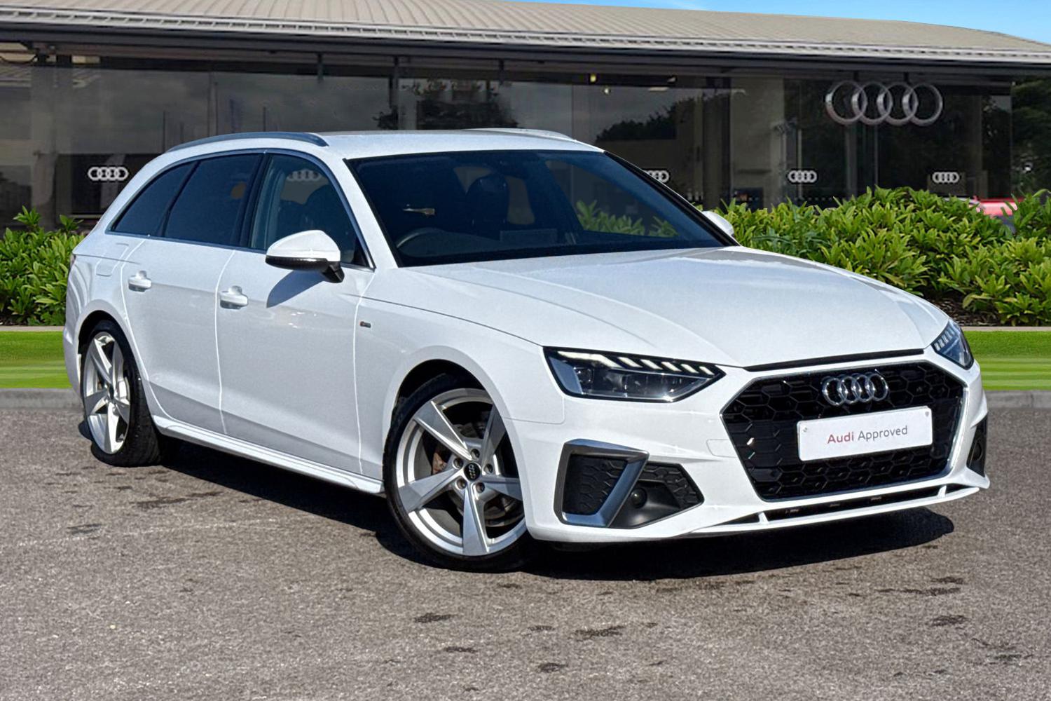Main listing image - Audi A4