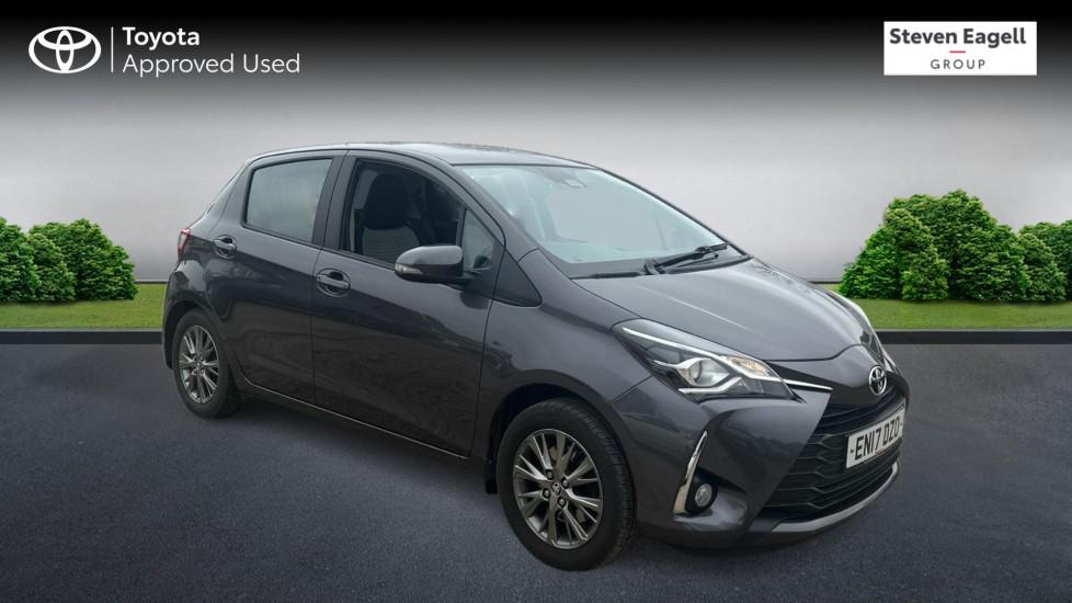 Main listing image - Toyota Yaris