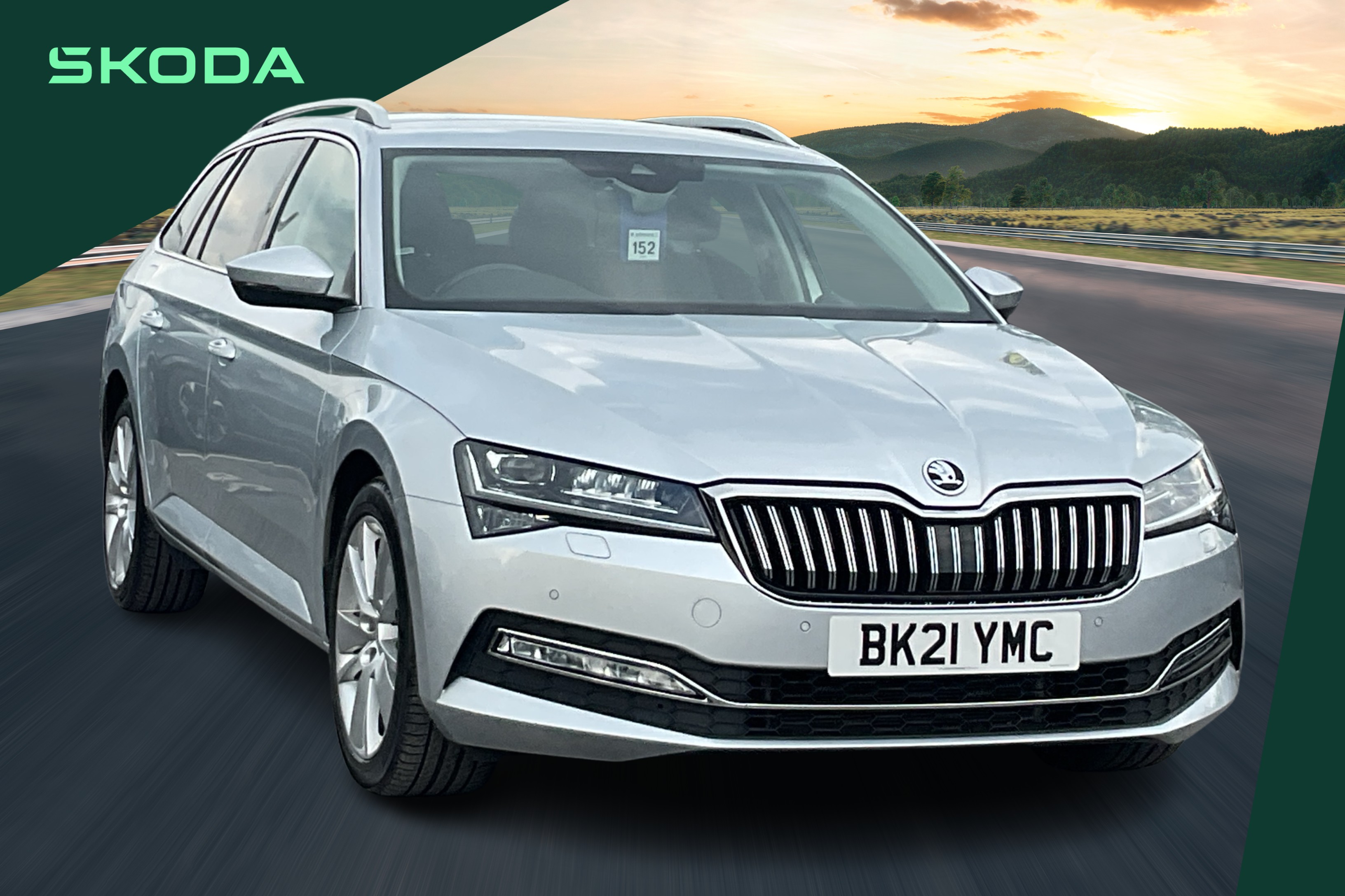 Main listing image - Skoda Superb Estate