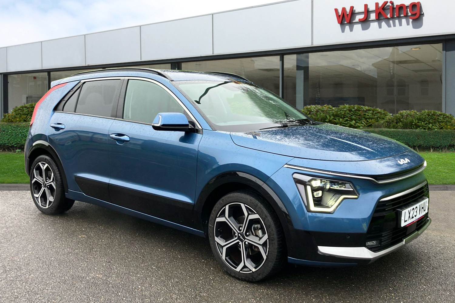 Main listing image - Kia Niro