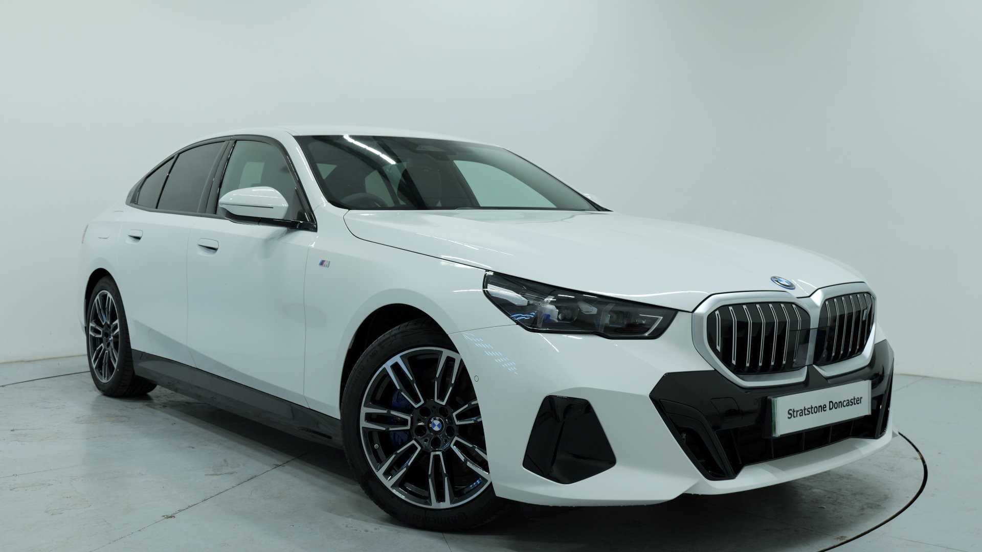 Main listing image - BMW i5