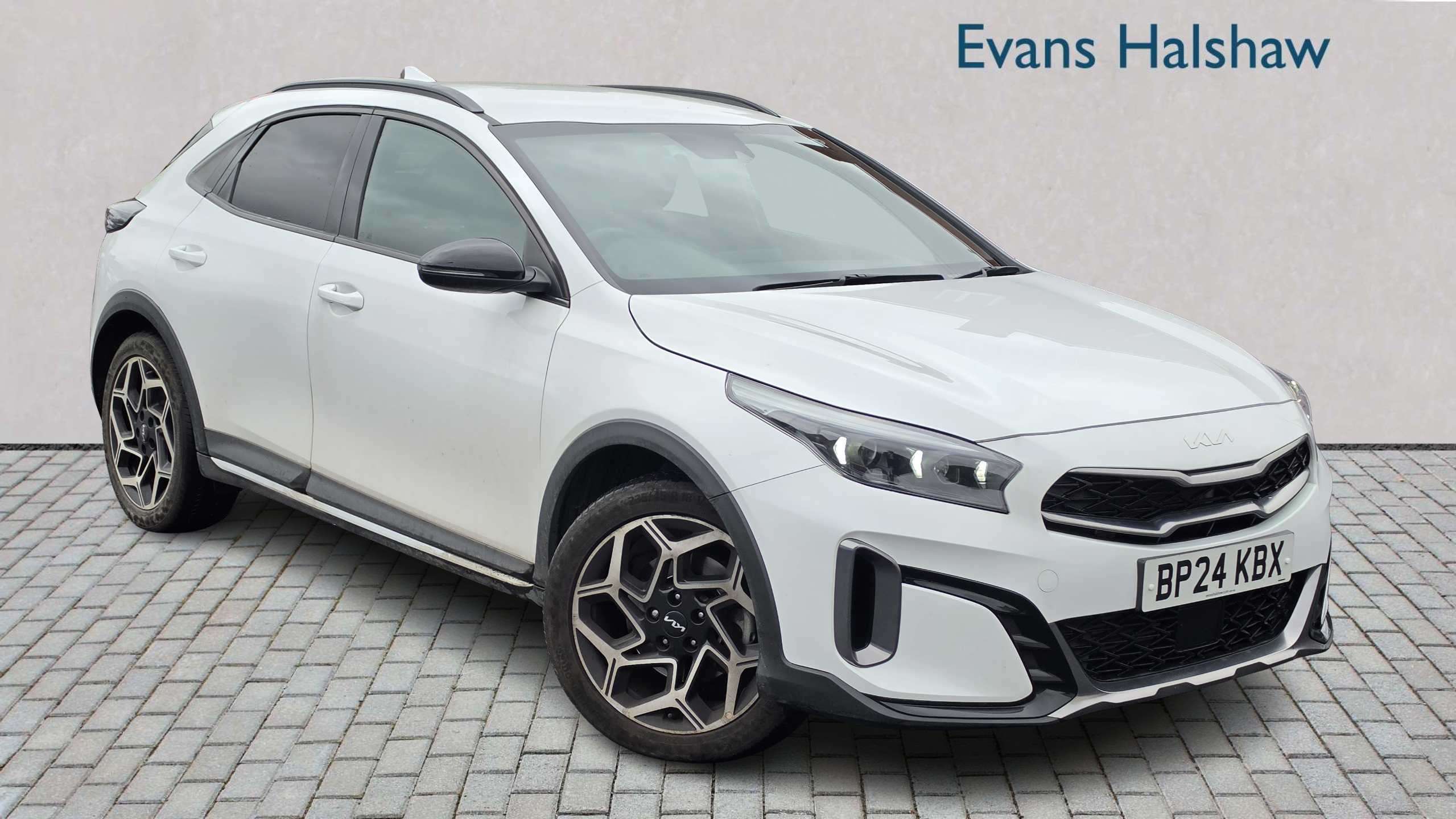 Main listing image - Kia XCeed