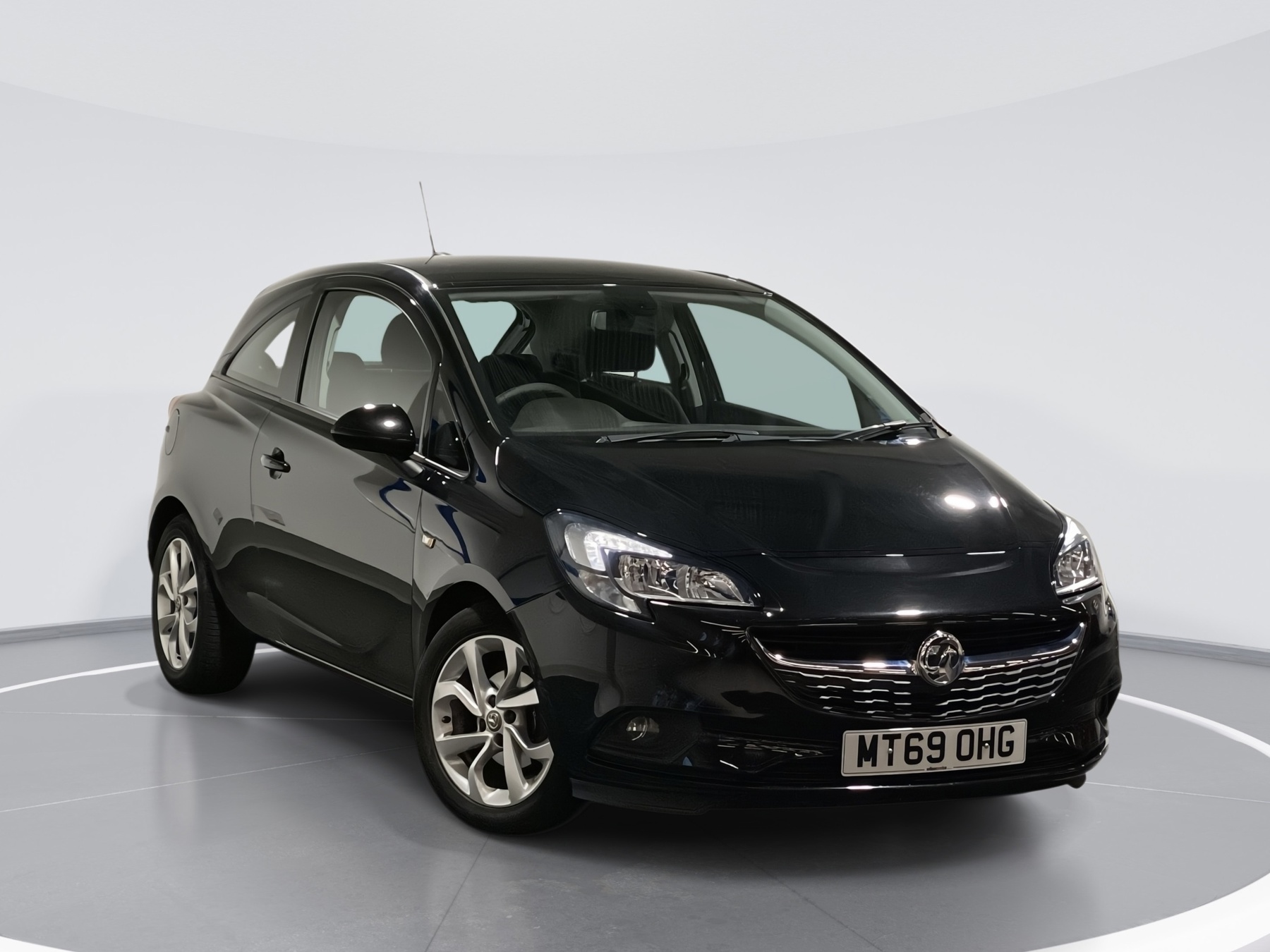 Main listing image - Vauxhall Corsa