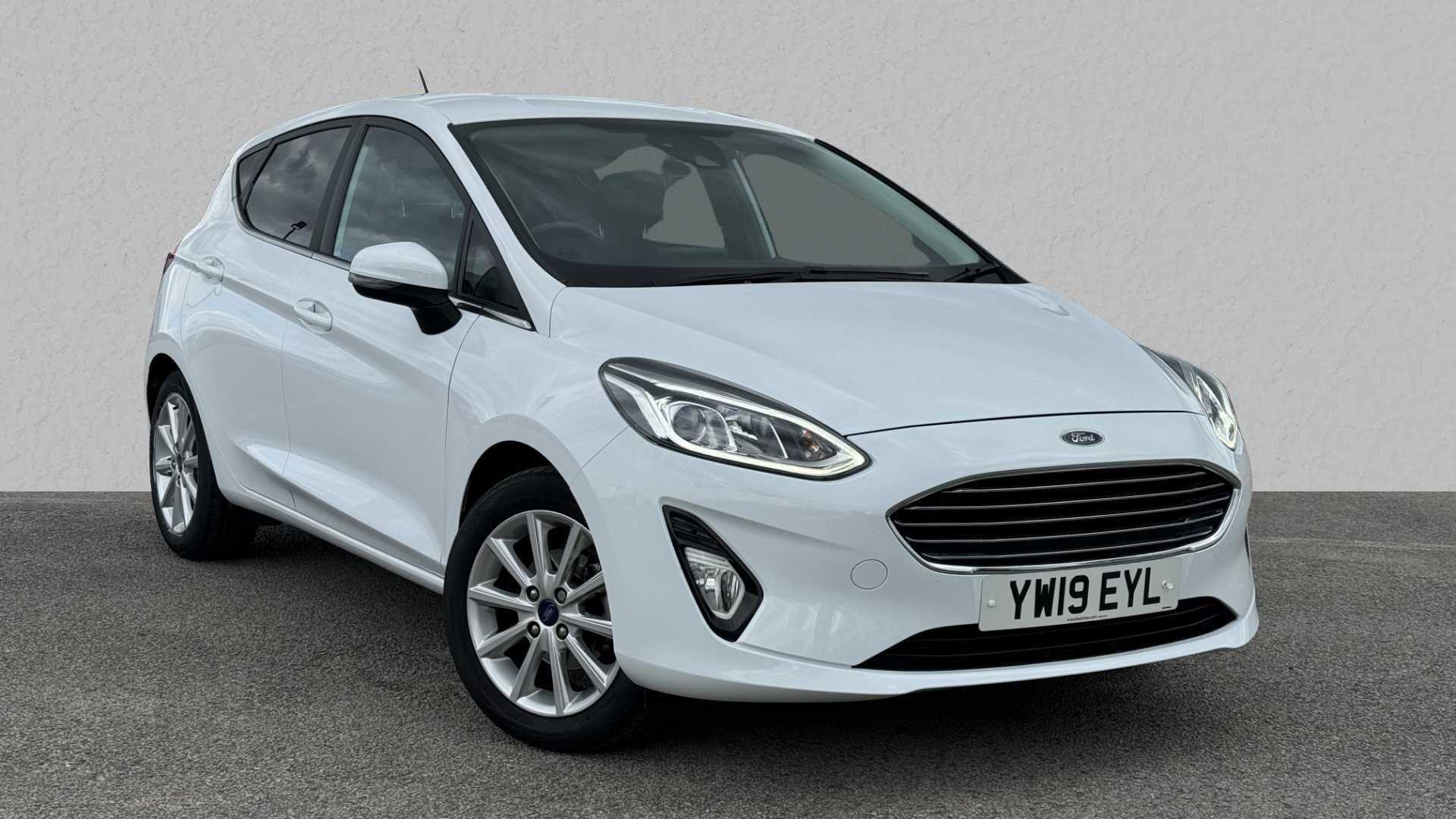 Main listing image - Ford Fiesta