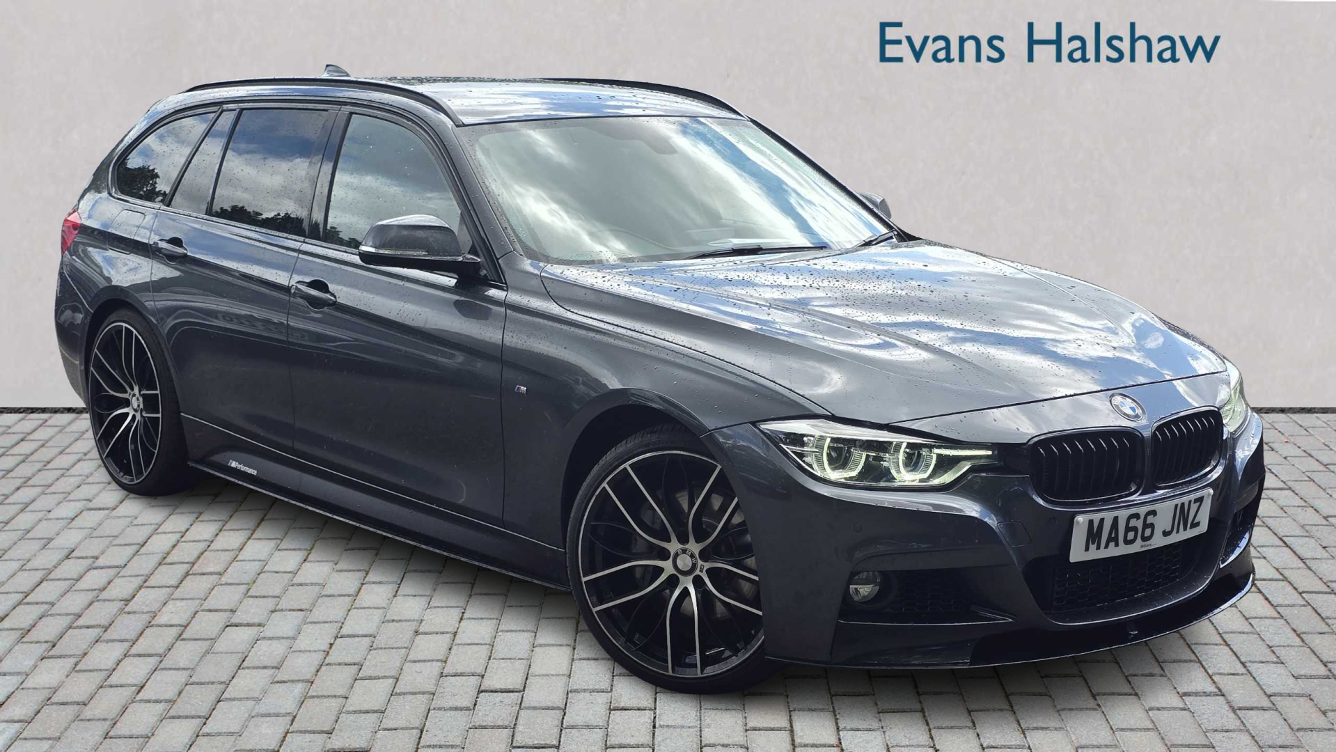 Main listing image - BMW 3 Series Touring