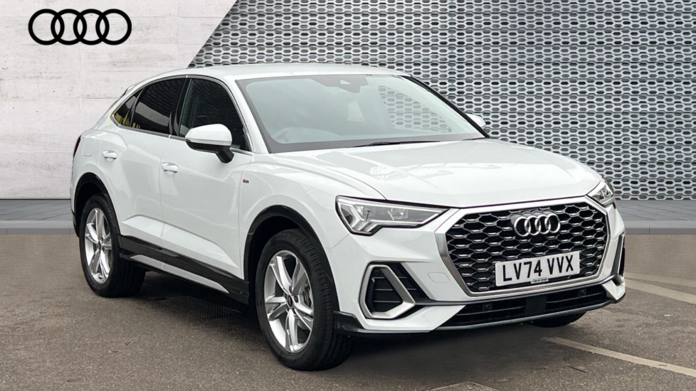 Main listing image - Audi Q3