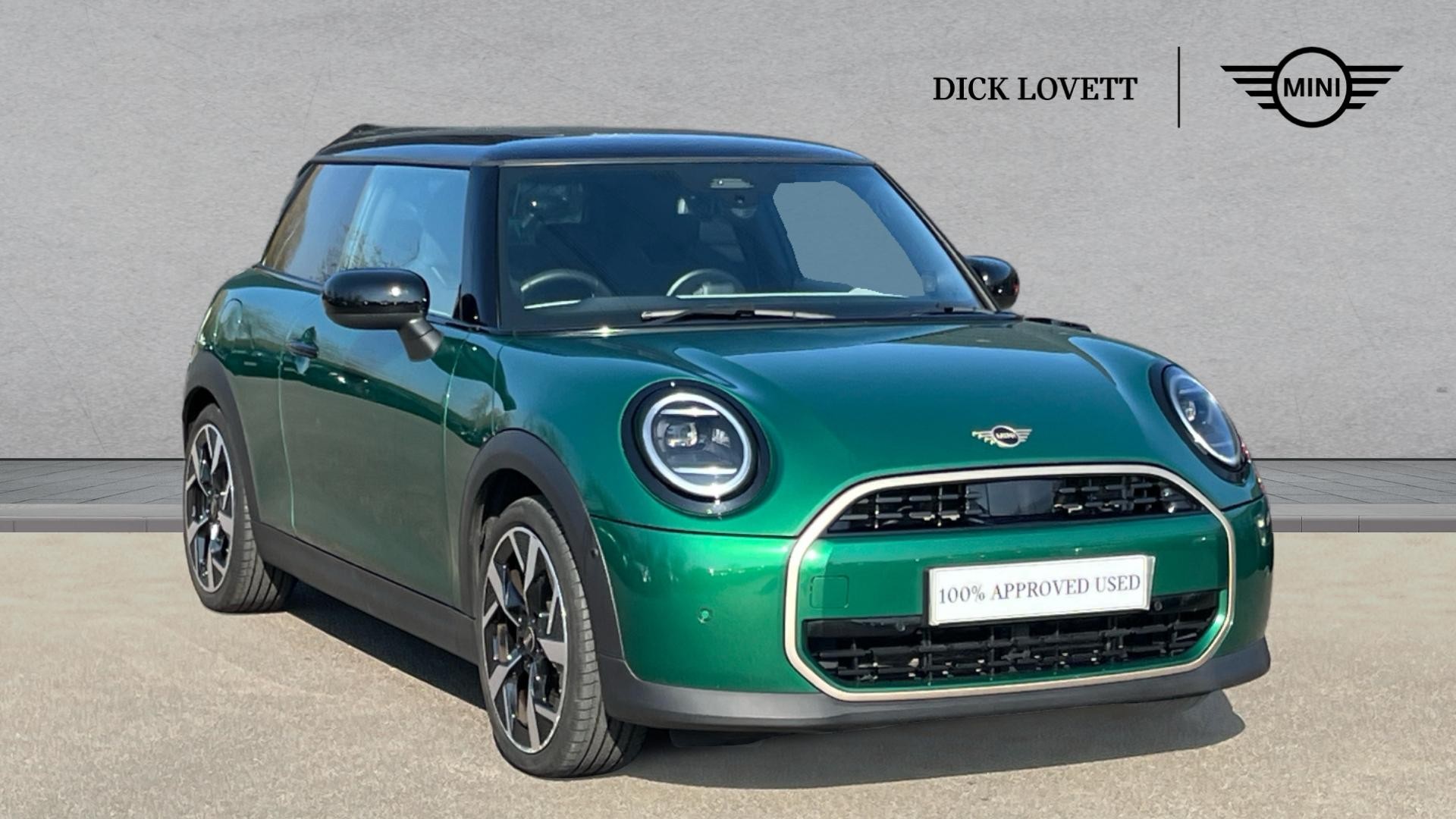 Main listing image - MINI Hatchback