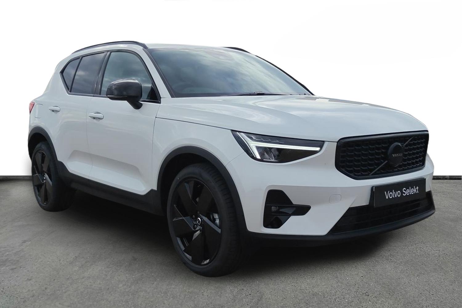 Main listing image - Volvo XC40