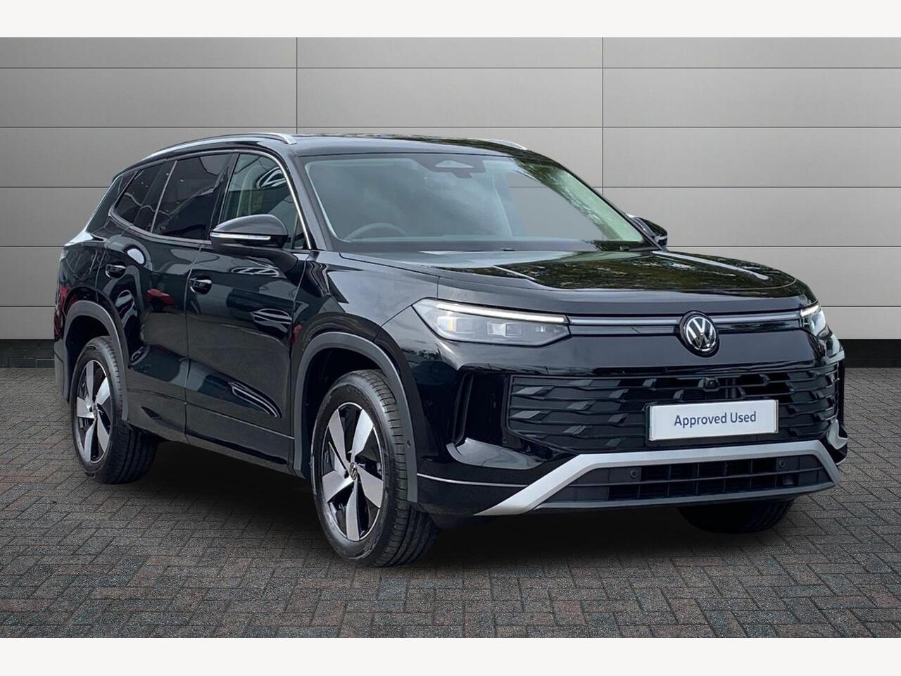 Main listing image - Volkswagen Tayron