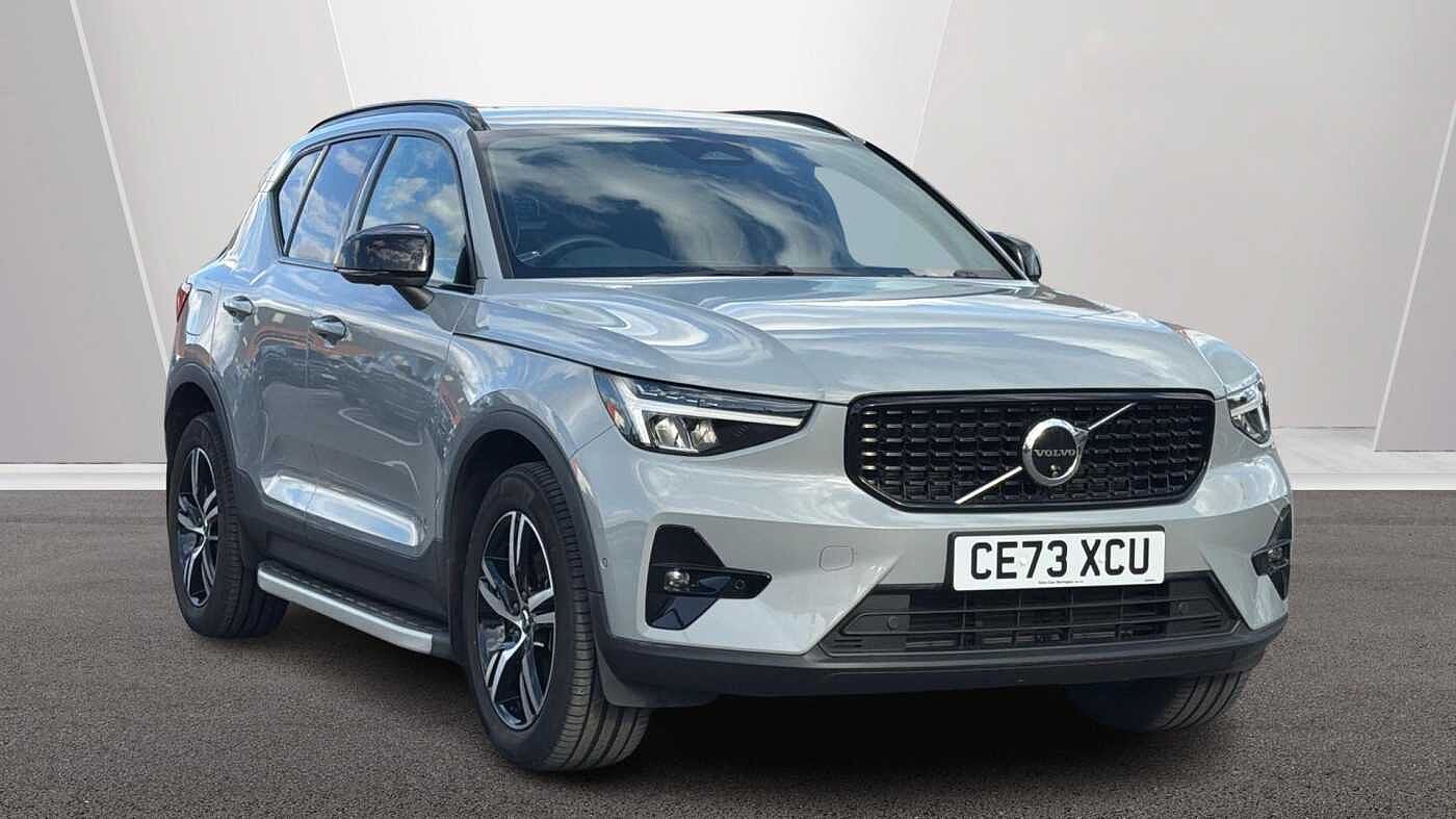 Main listing image - Volvo XC40