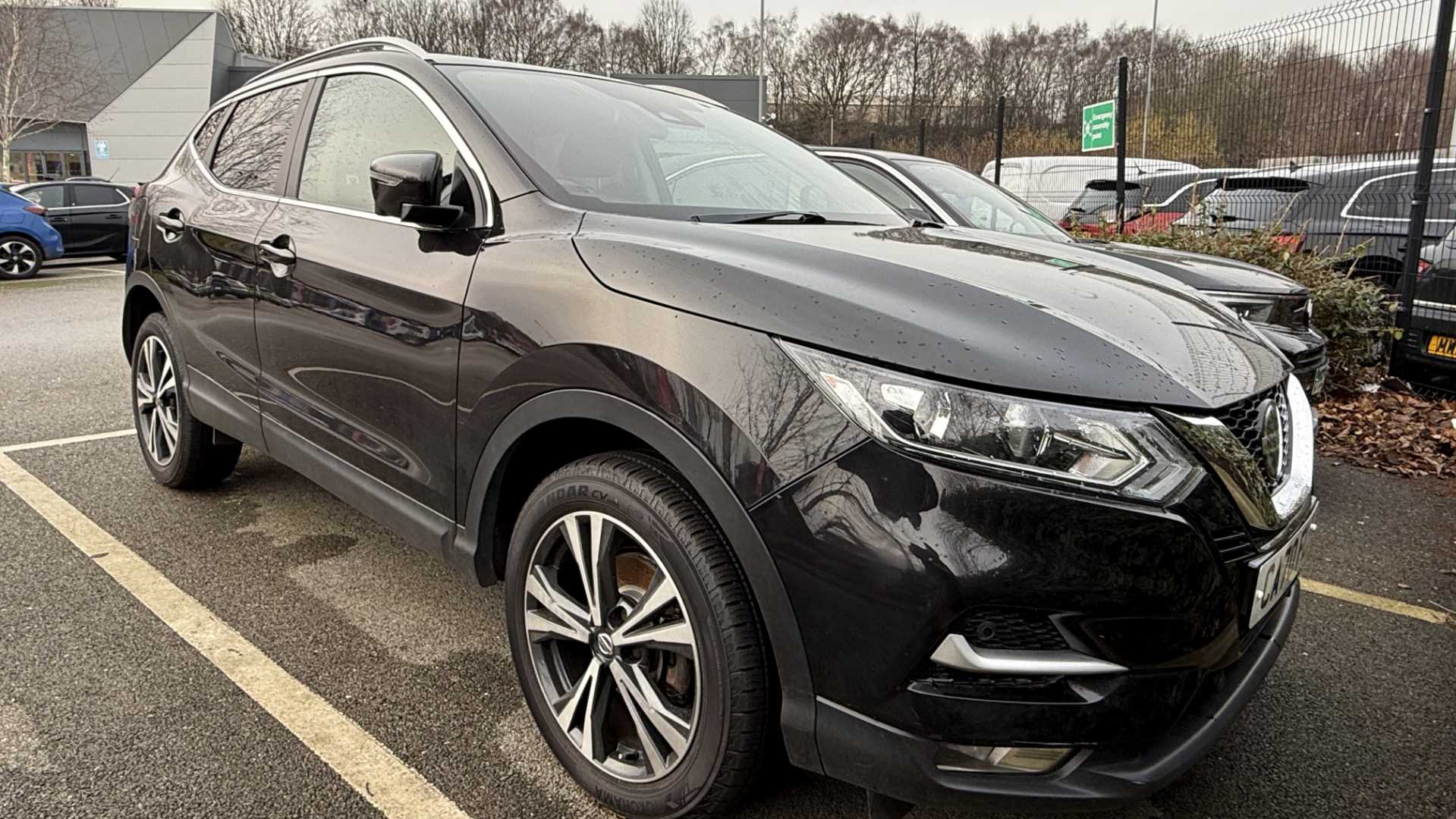 Main listing image - Nissan Qashqai