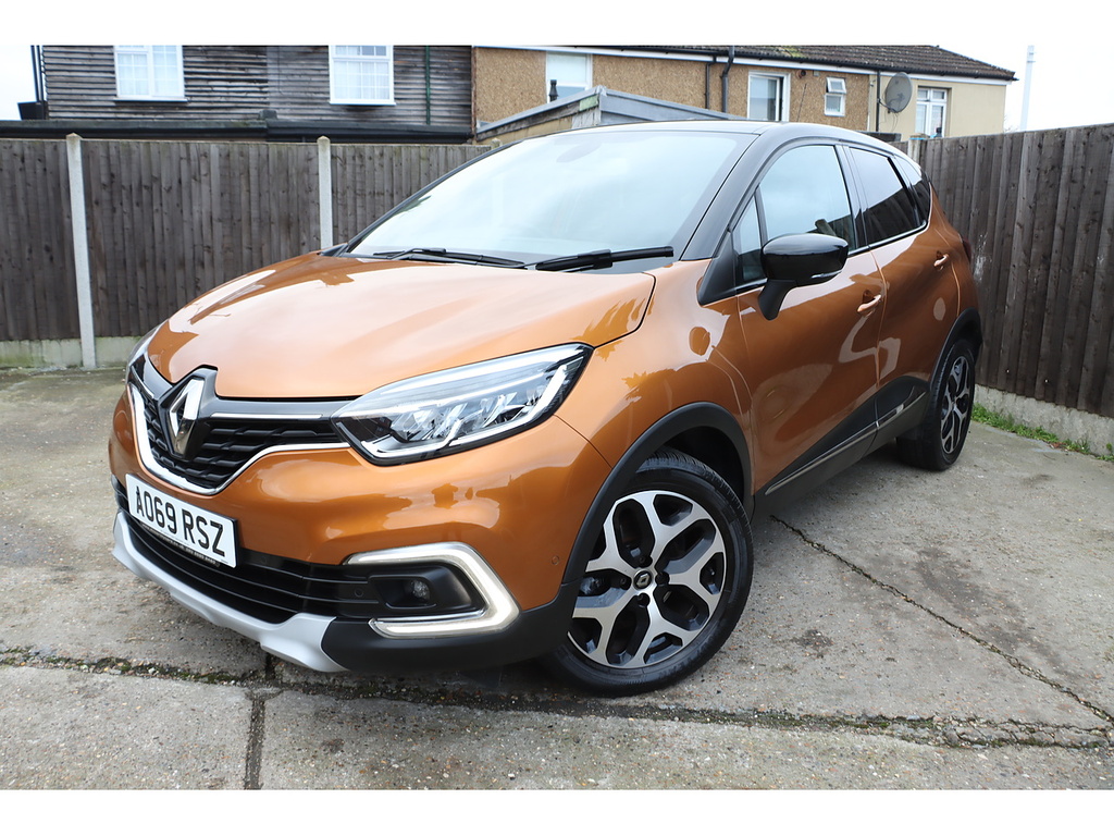 Main listing image - Renault Captur