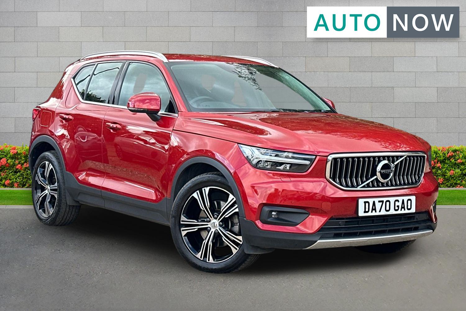 Main listing image - Volvo XC40