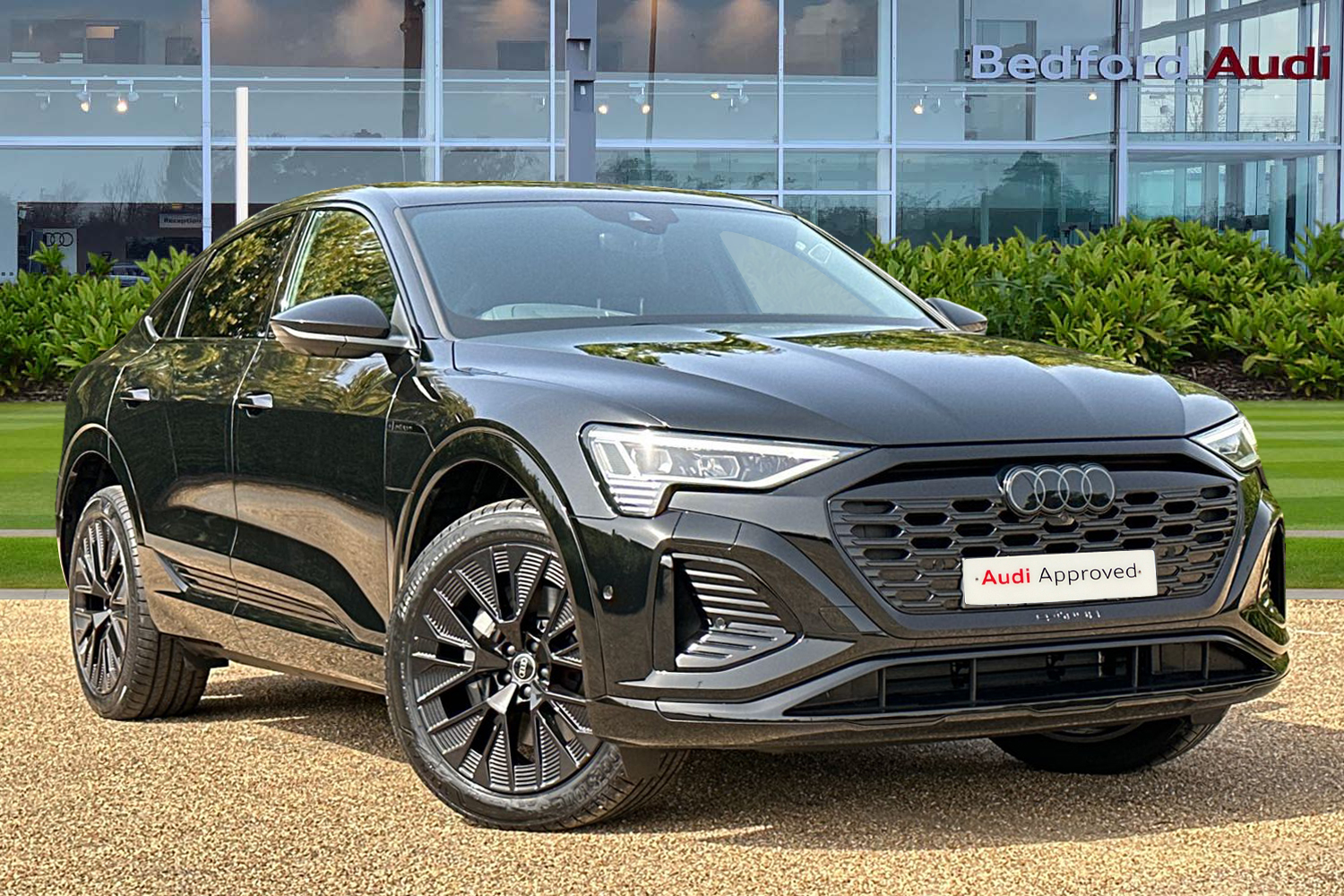 Main listing image - Audi Q8 e-tron