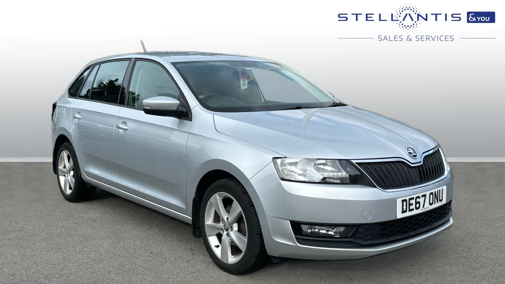 Main listing image - Skoda Rapid Spaceback