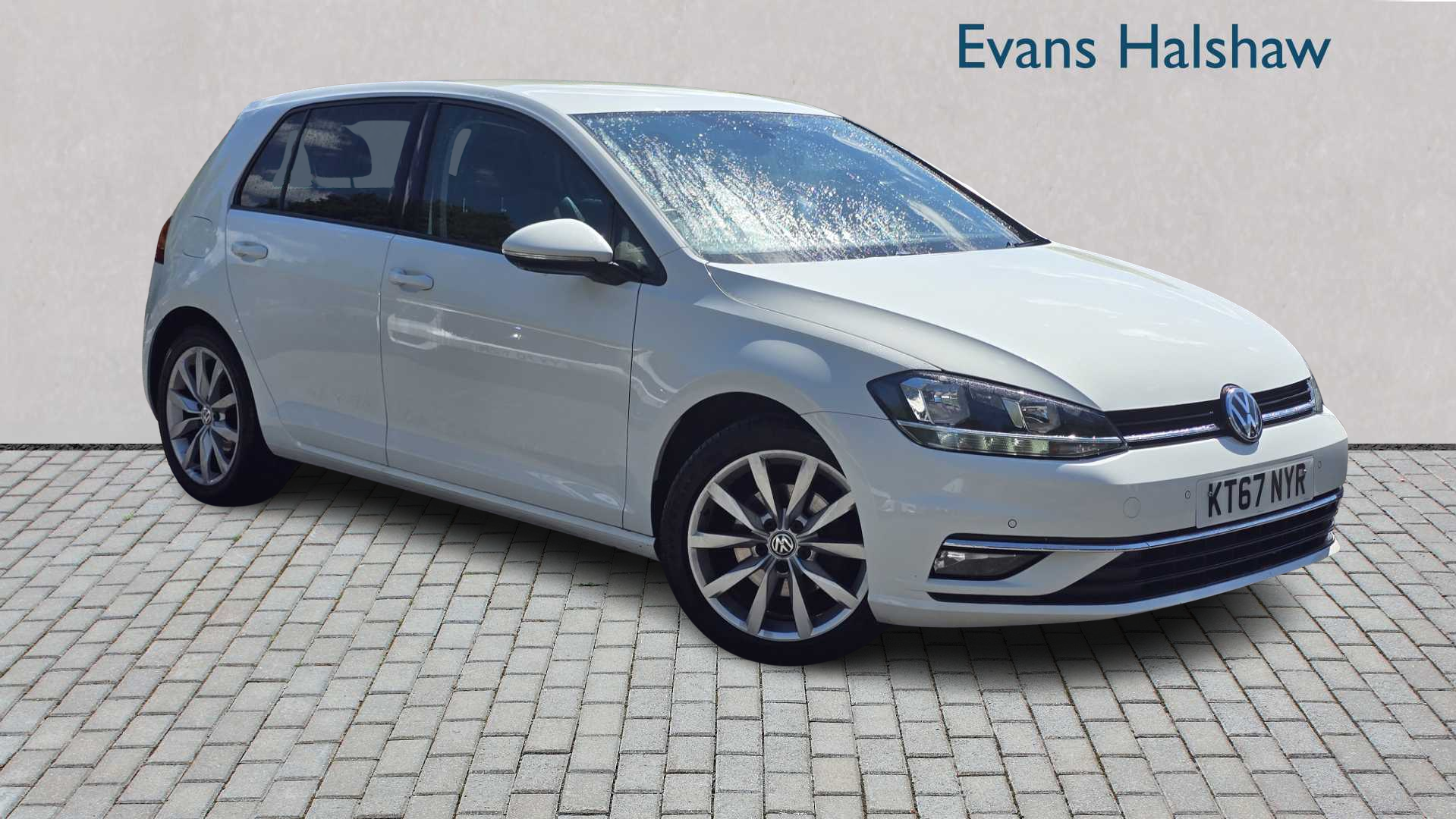 Main listing image - Volkswagen Golf