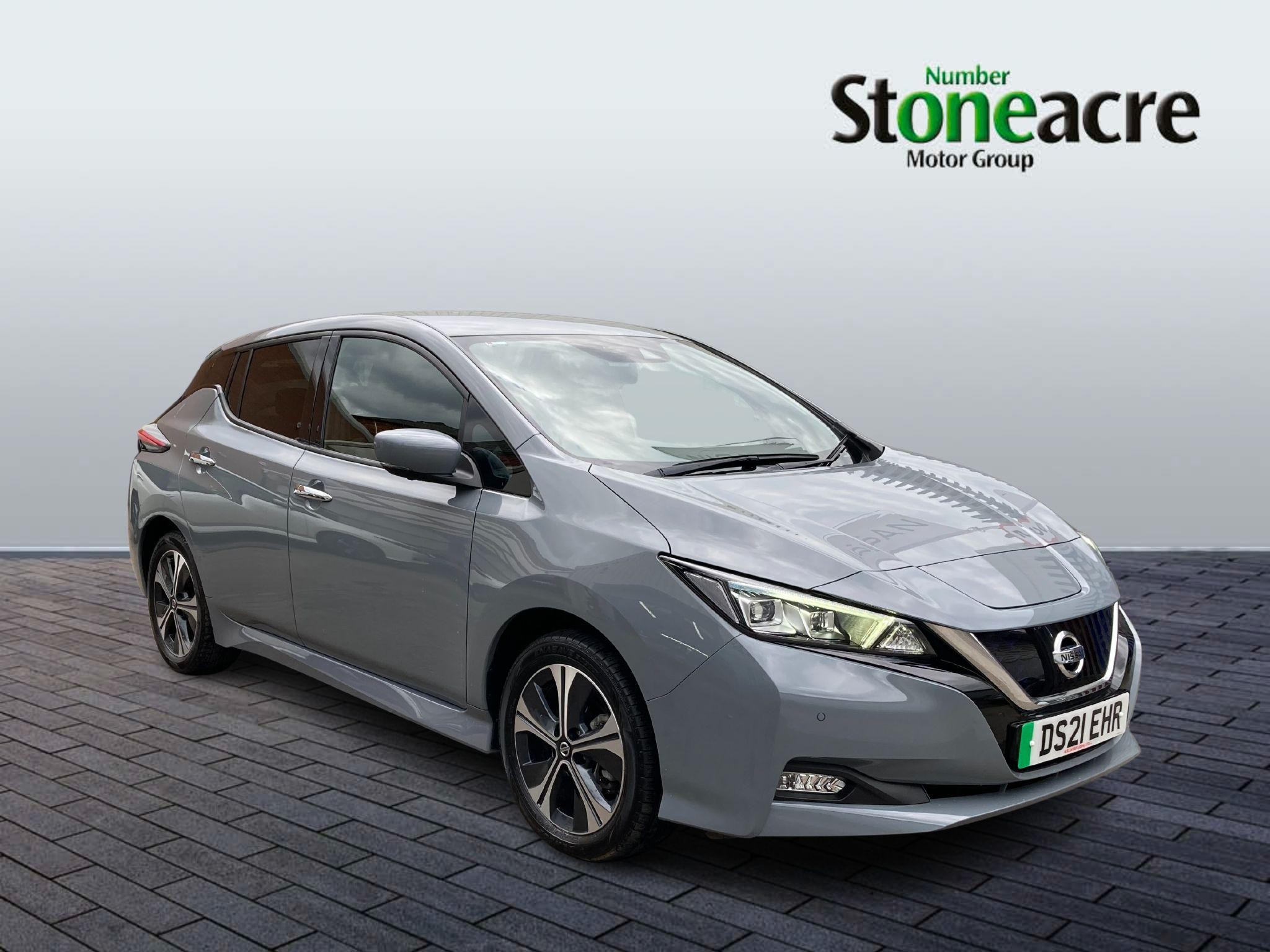 Main listing image - Nissan Leaf