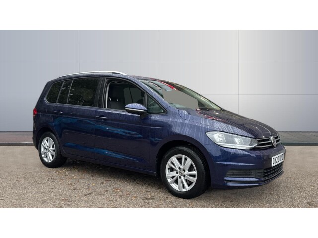 Main listing image - Volkswagen Touran