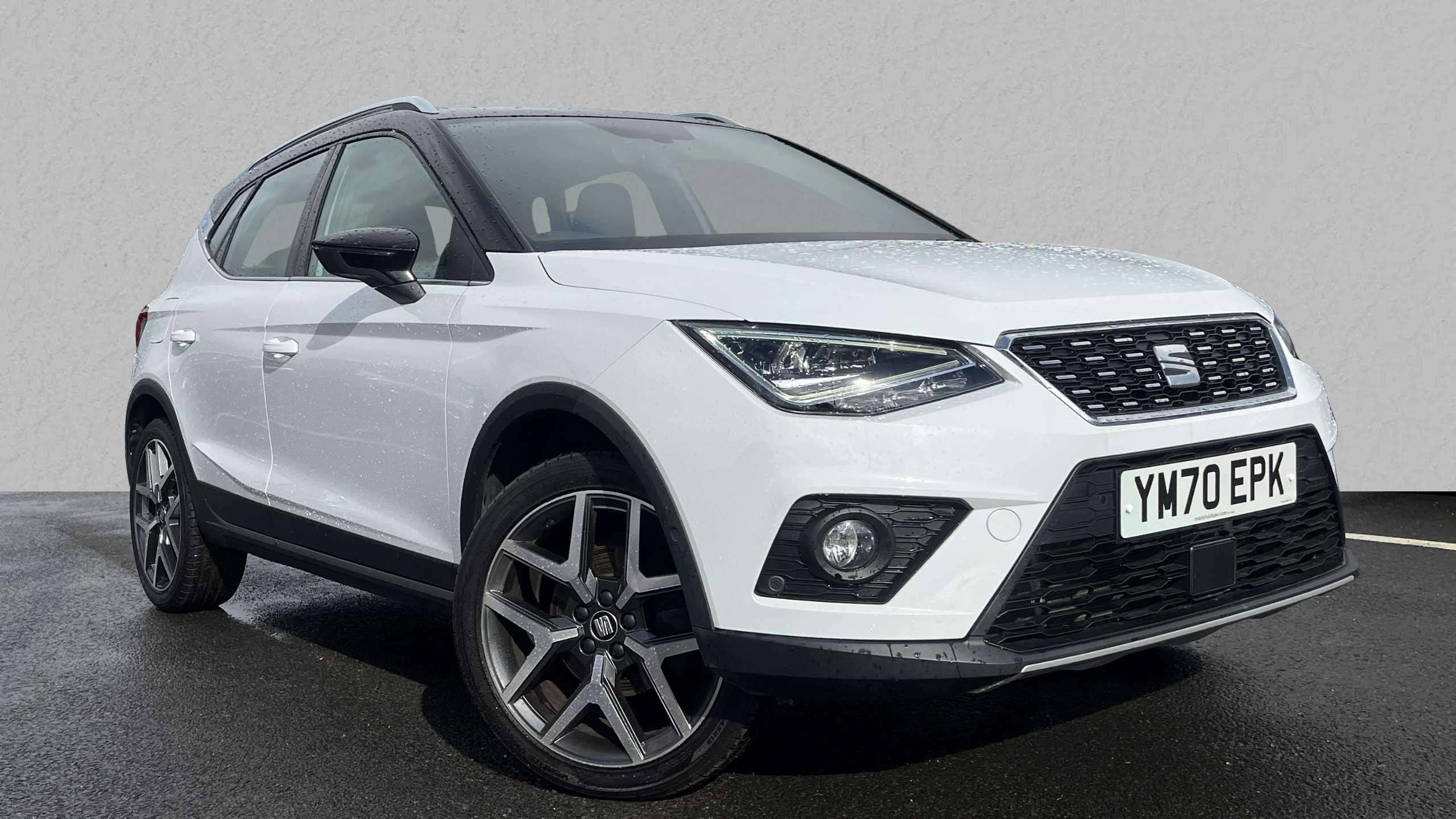 Main listing image - SEAT Arona