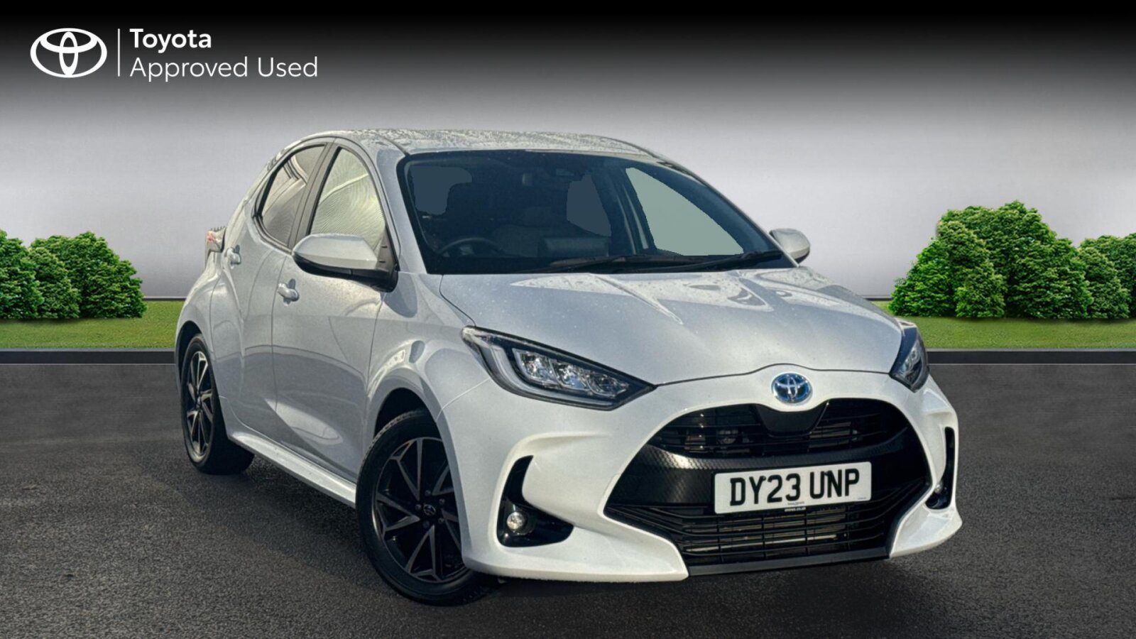 Main listing image - Toyota Yaris