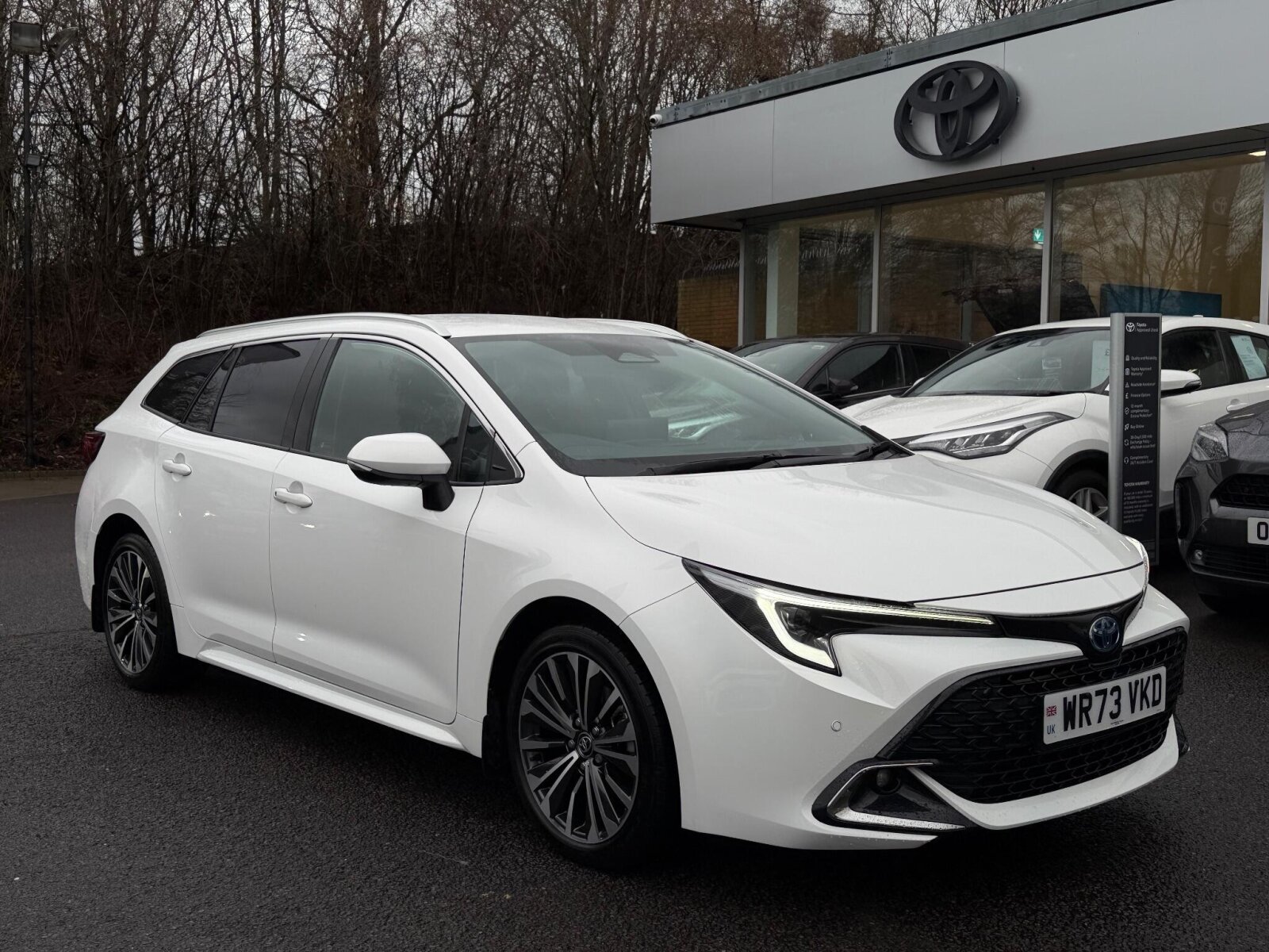 Main listing image - Toyota Corolla Touring Sport