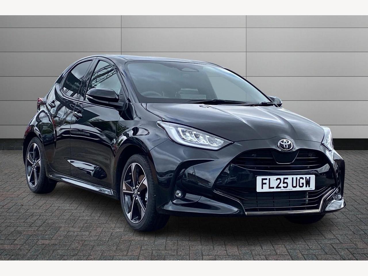 Main listing image - Toyota Yaris