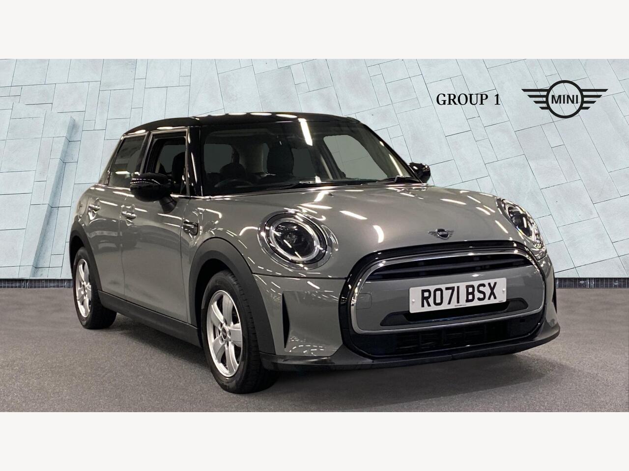 Main listing image - MINI Hatchback 5dr