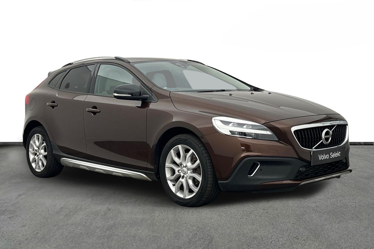 Main listing image - Volvo V40