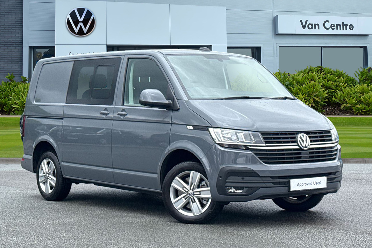 Main listing image - Volkswagen Transporter