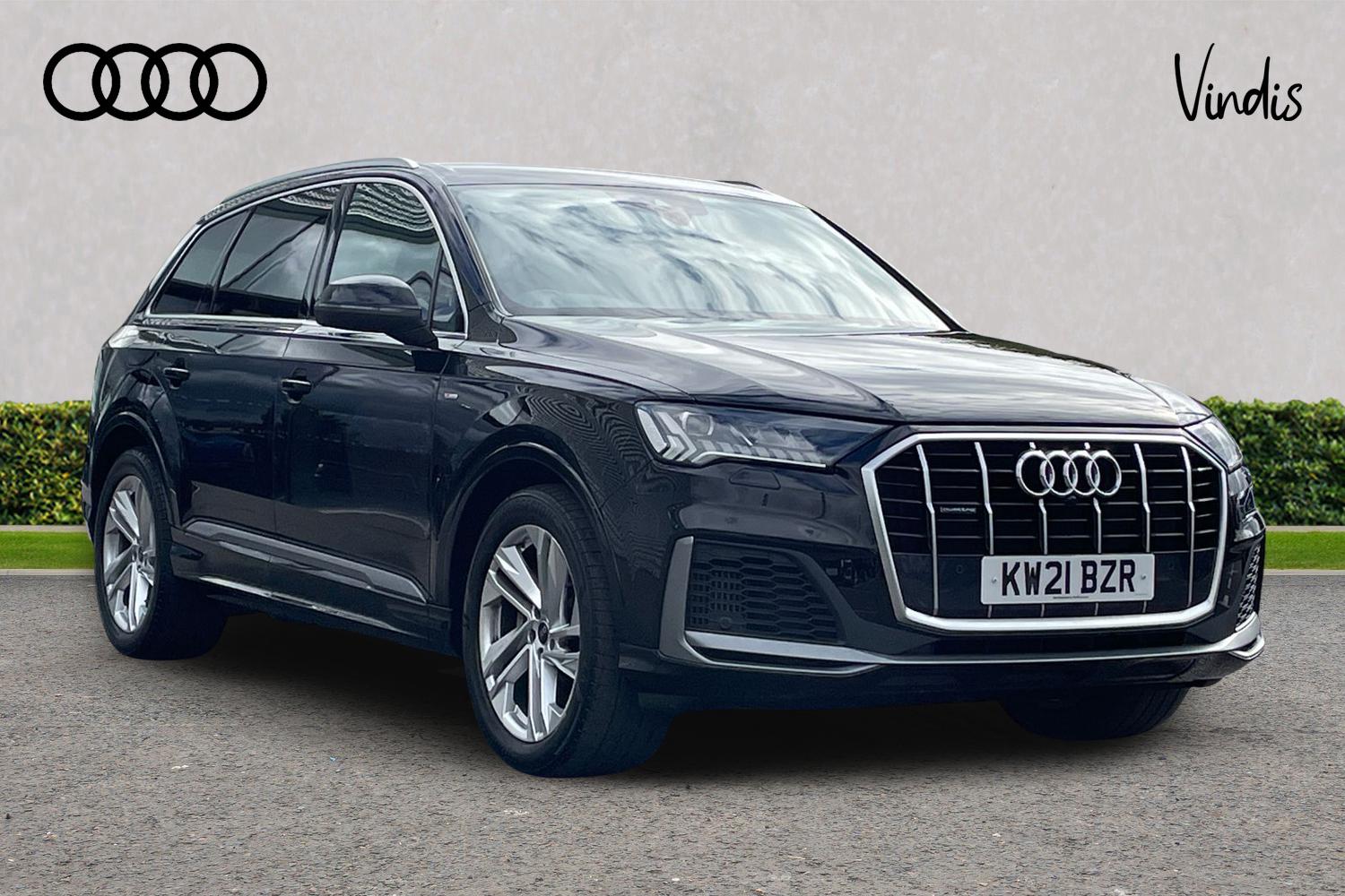 Main listing image - Audi Q7