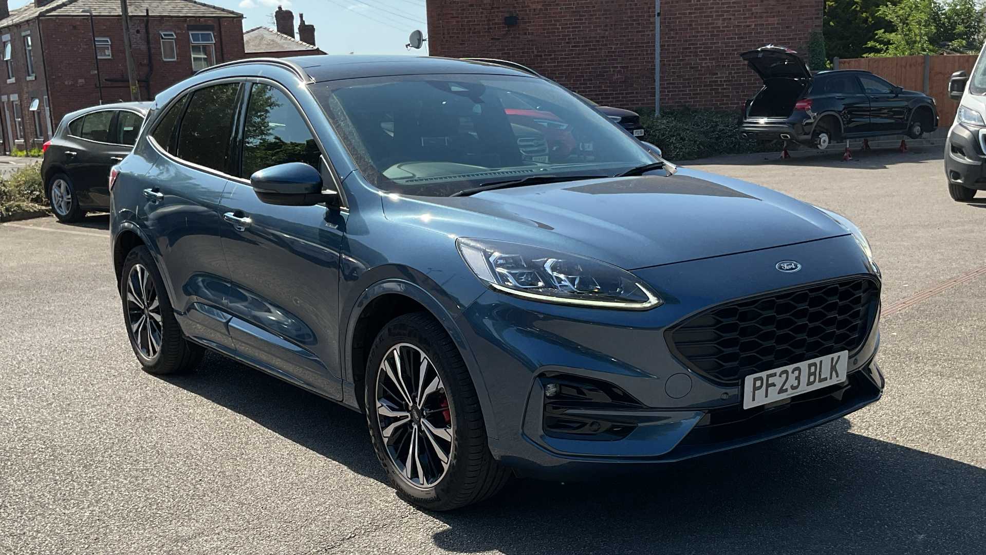Main listing image - Ford Kuga