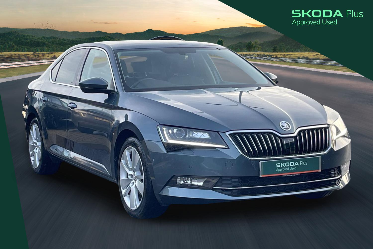 Main listing image - Skoda Superb
