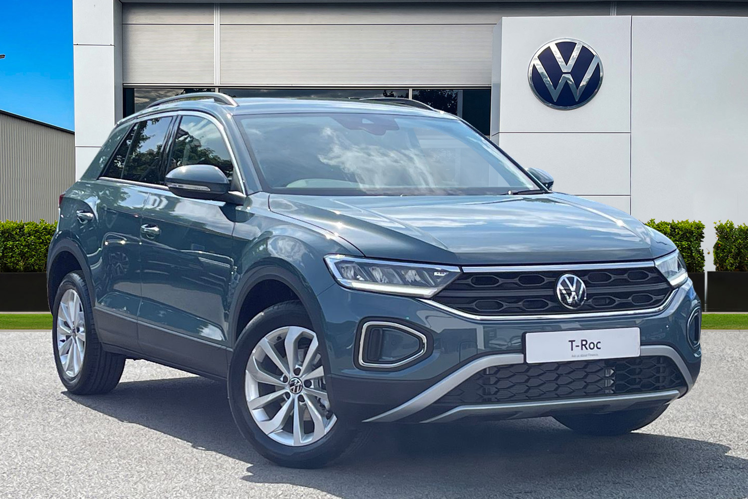 Main listing image - Volkswagen T-Roc