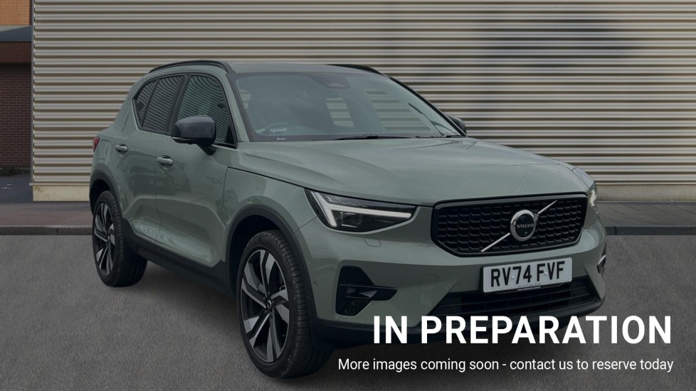 Main listing image - Volvo XC40