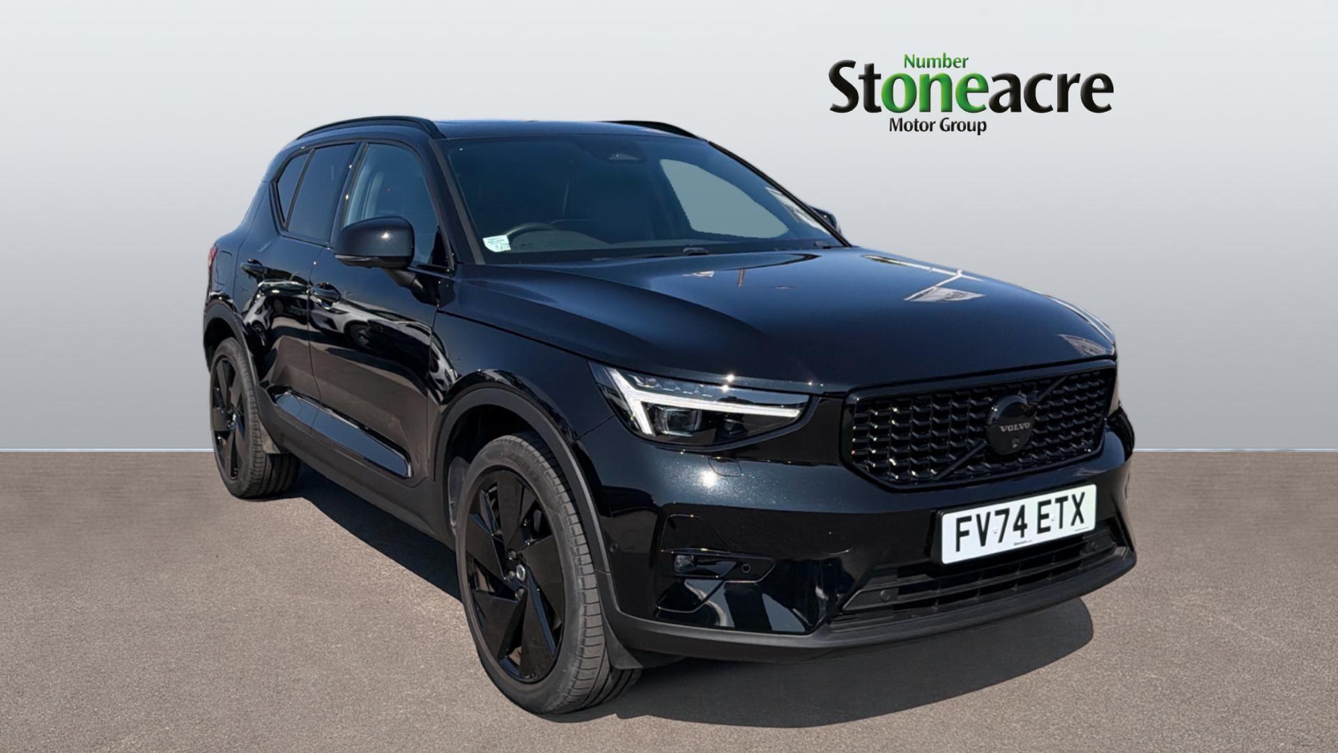 Main listing image - Volvo XC40