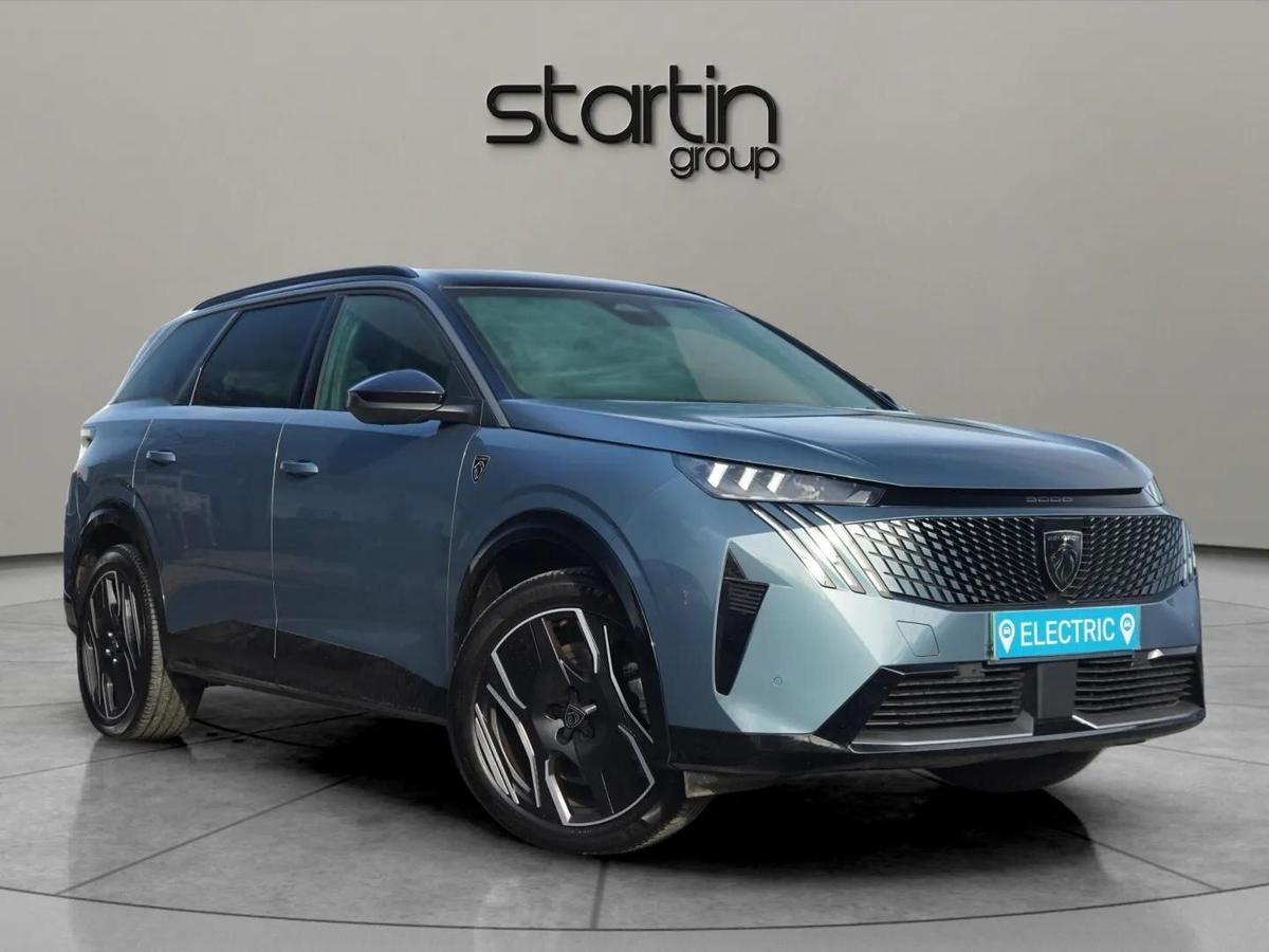 Main listing image - Peugeot 5008