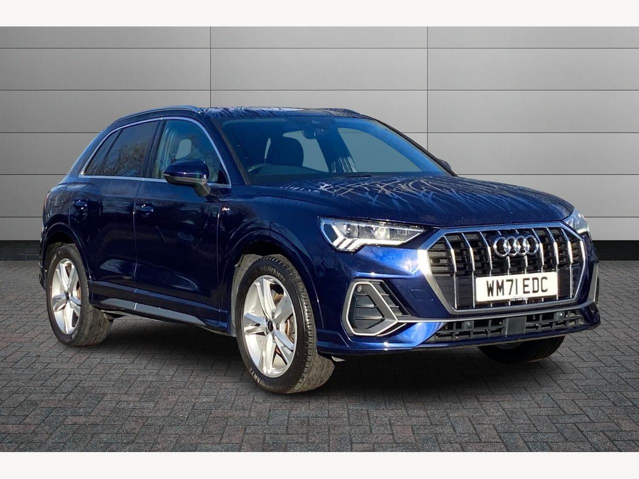 Main listing image - Audi Q3