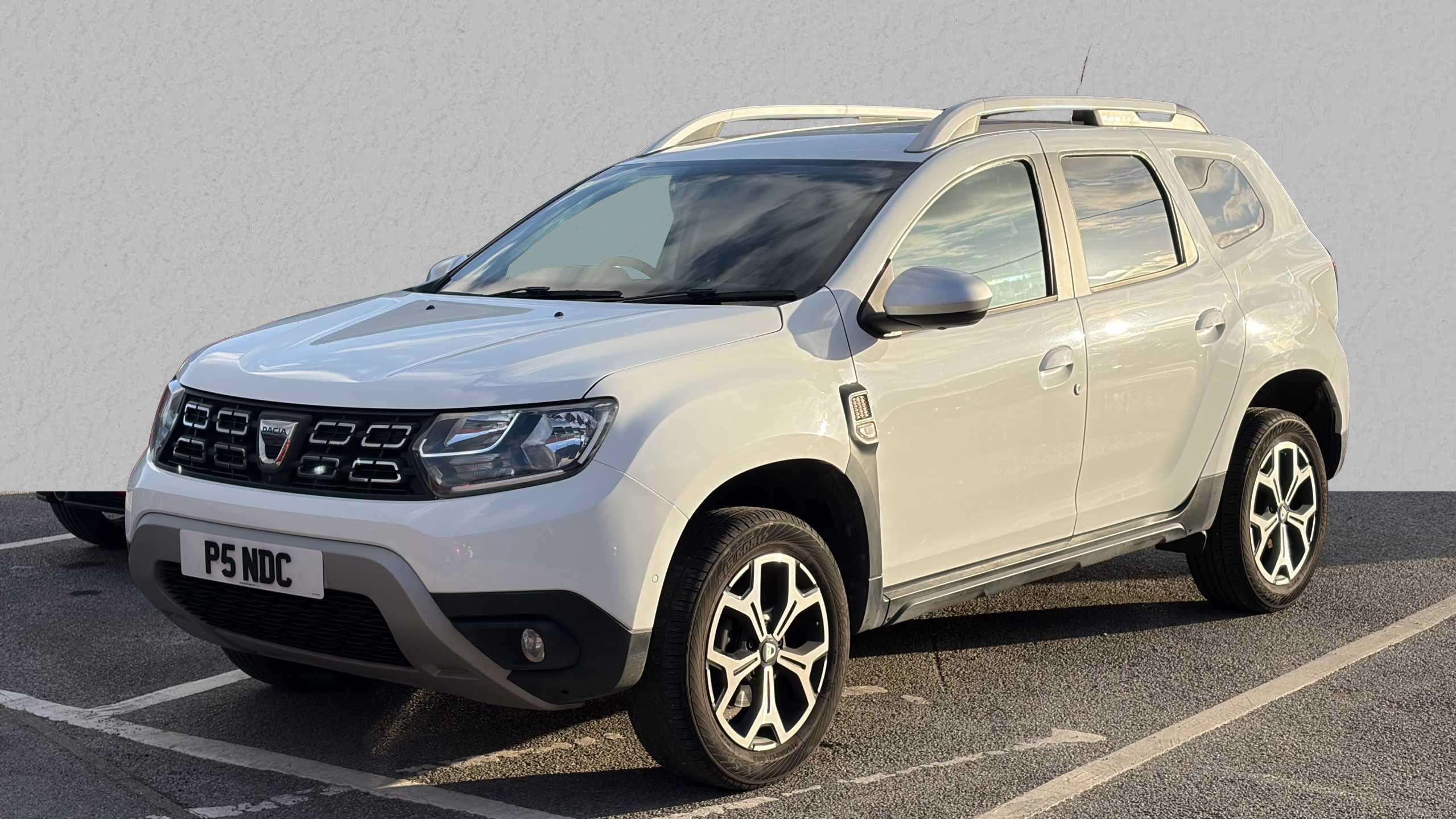 Main listing image - Dacia Duster