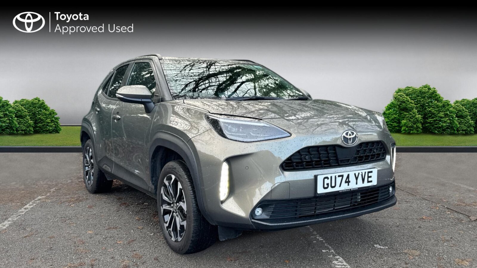 Main listing image - Toyota Yaris Cross