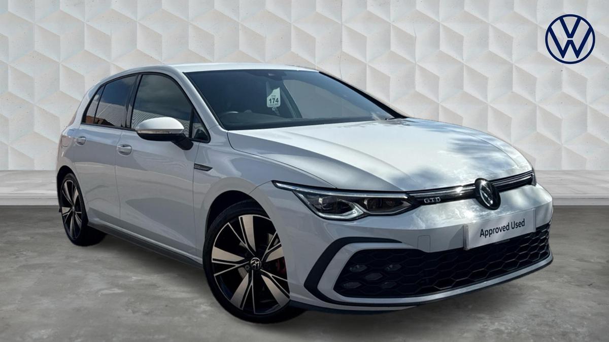 Main listing image - Volkswagen Golf