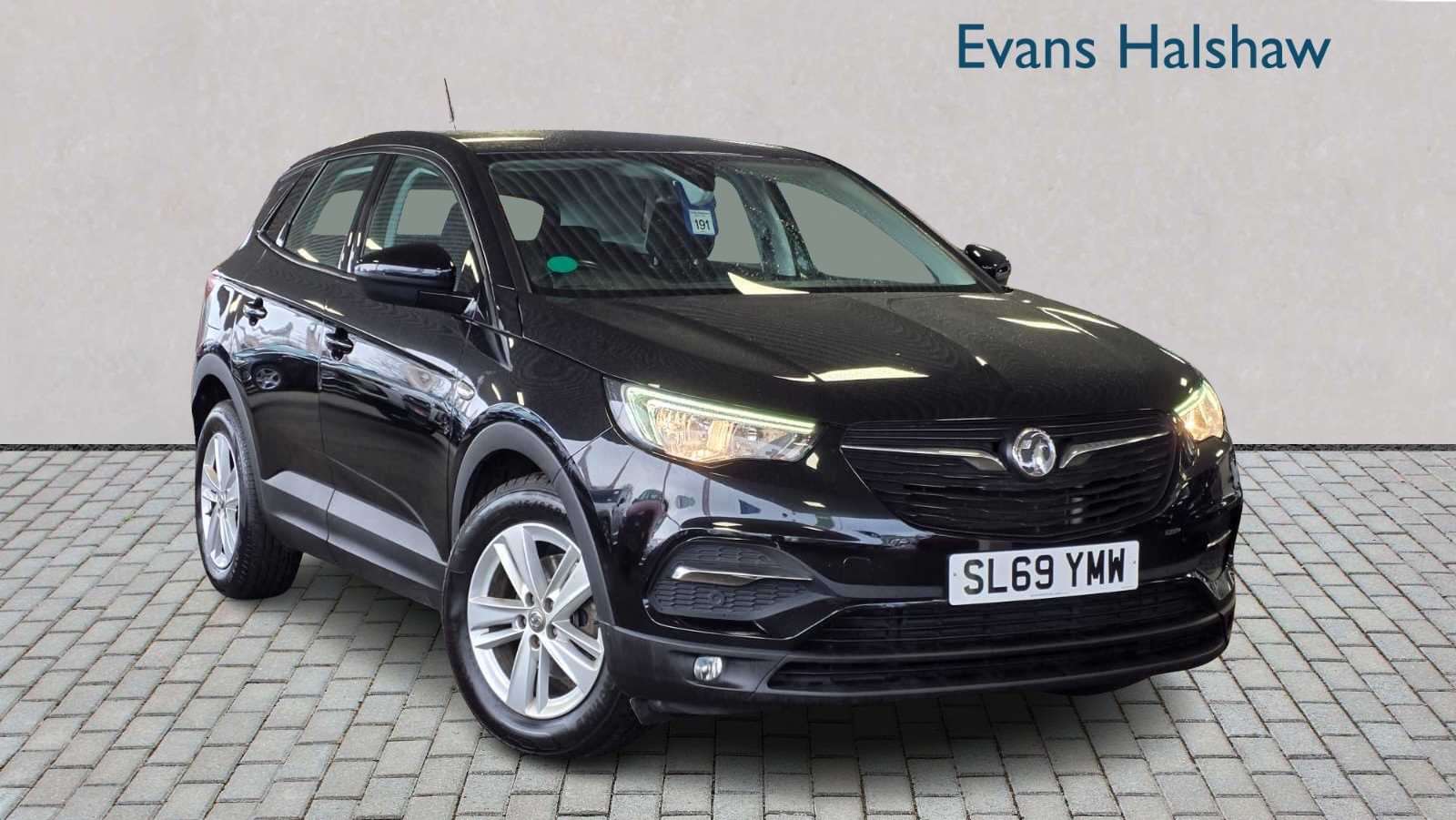 Main listing image - Vauxhall Grandland X