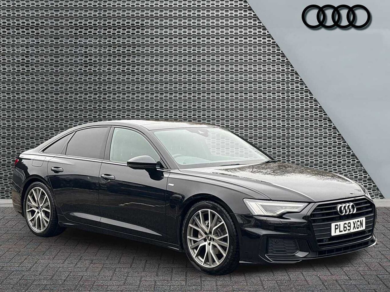 Main listing image - Audi A6