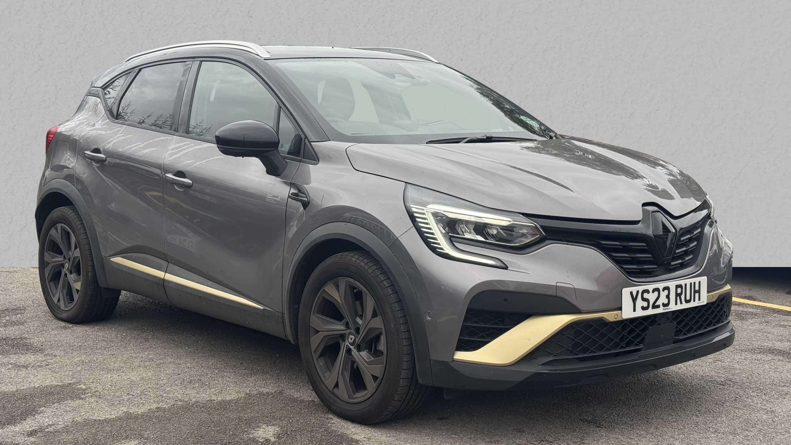 Main listing image - Renault Captur