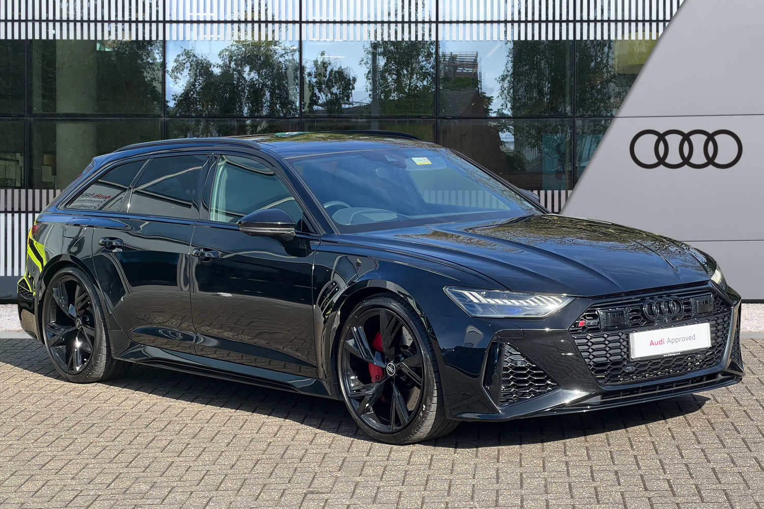 Main listing image - Audi RS6