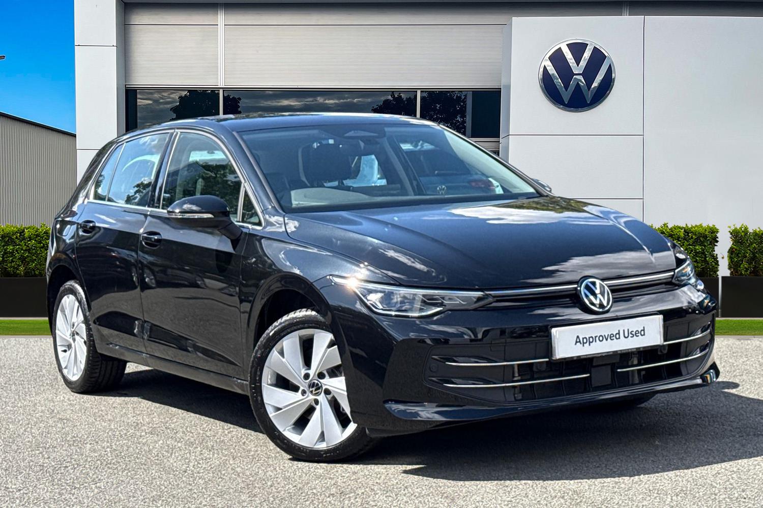 Main listing image - Volkswagen Golf