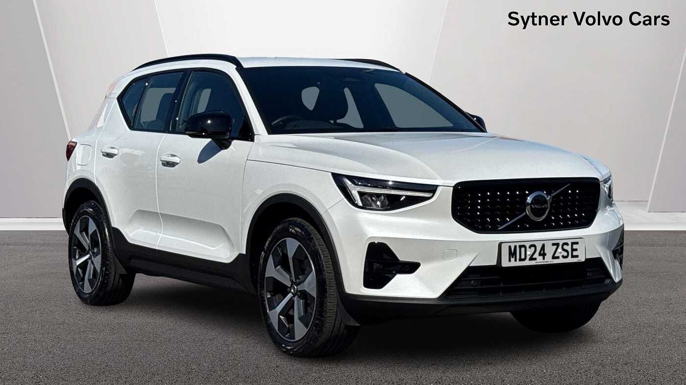 Main listing image - Volvo XC40