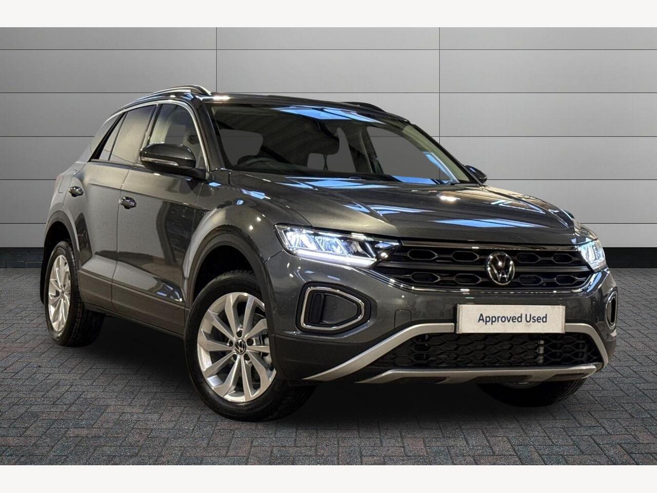 Main listing image - Volkswagen T-Roc