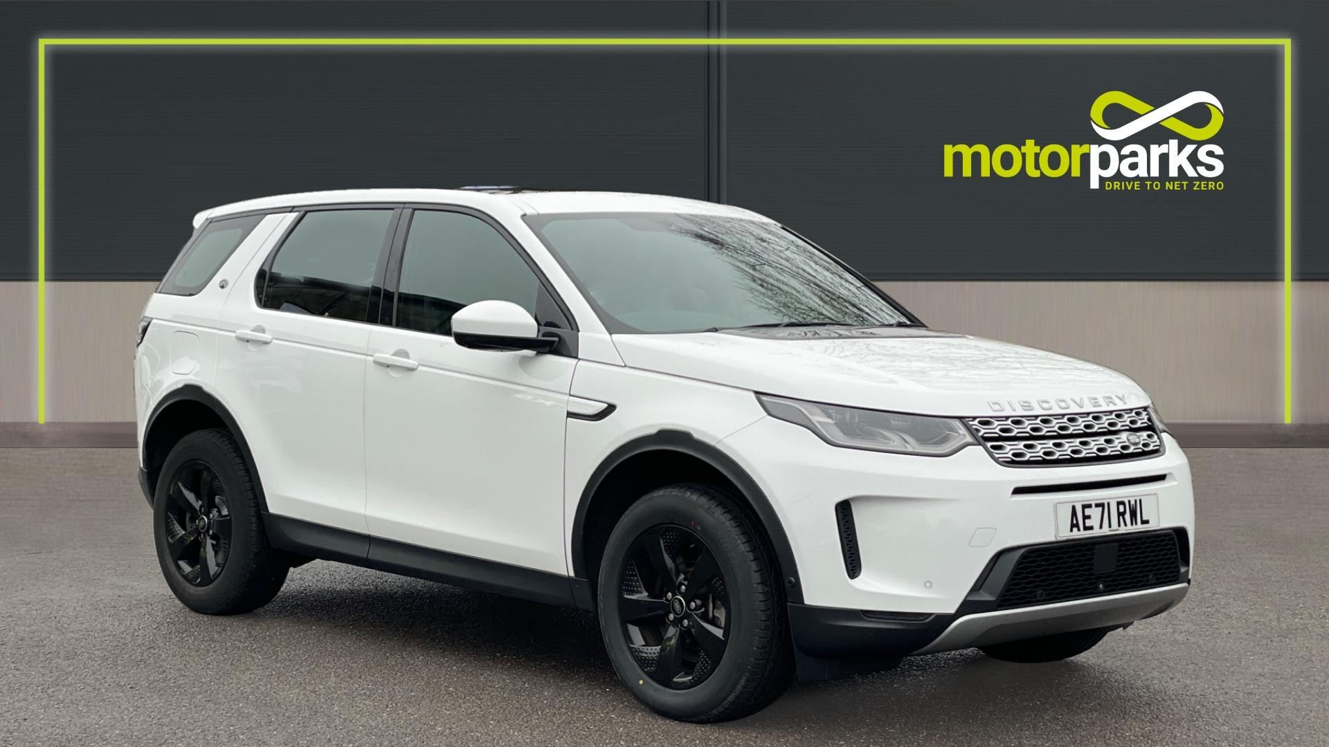 Main listing image - Land Rover Discovery Sport